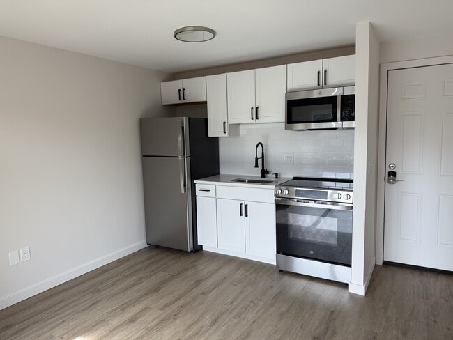 Building Photo - 4 Twining St Unit 10 Rental