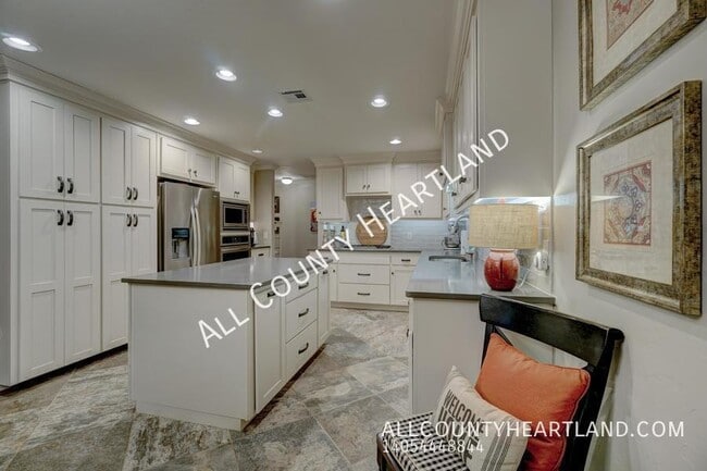 Photo - 2948 Kerry Ln