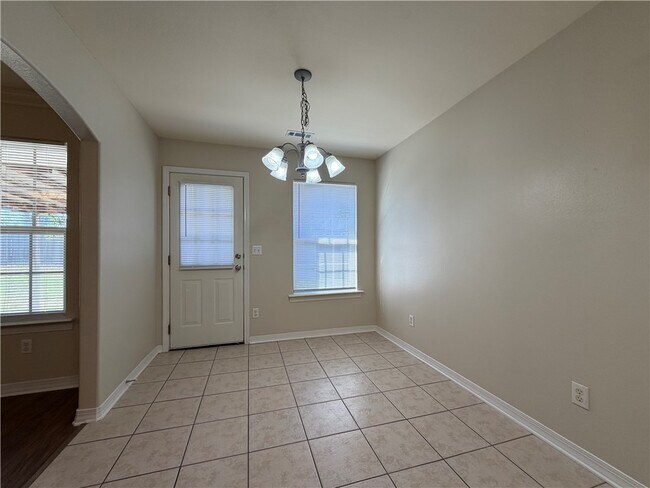 Photo - 350 Beasley Dr