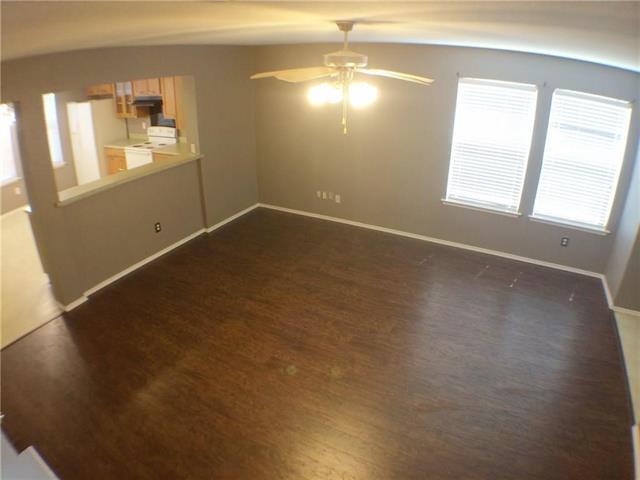 Photo - 2301 Kingsway Dr