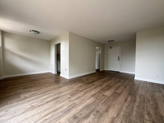 Photo - 200 London Rd