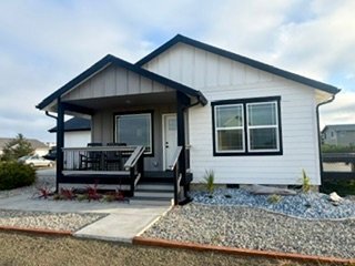 400 Malibu St SW
