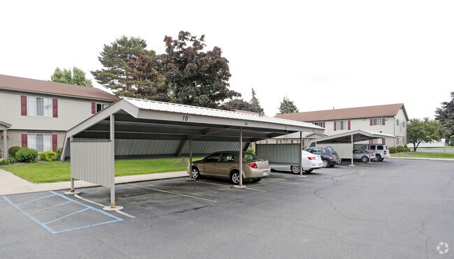 Photo - Sterling Court