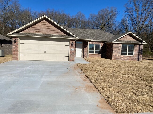 Brand new construction - Brand new construction Casa