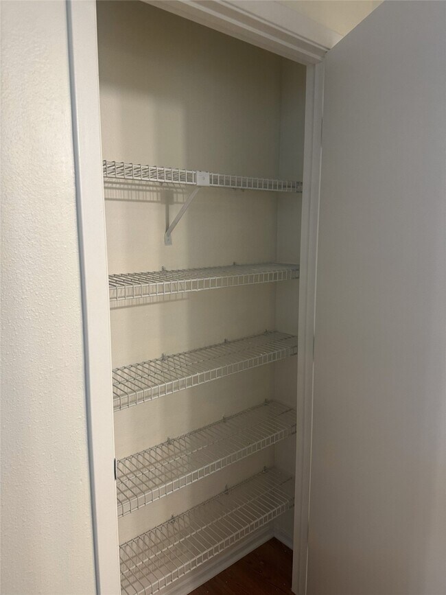 Photo - 7009 N Holiday Dr Unit 7009