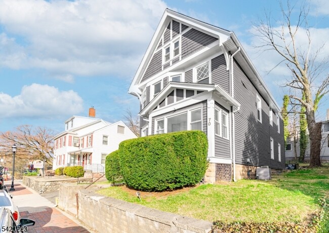 Photo - 70 Valley St