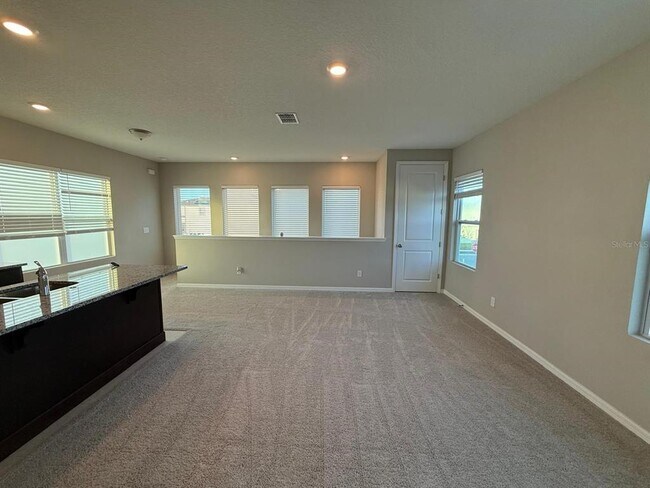 Photo - 3124 VOYAGER Ave