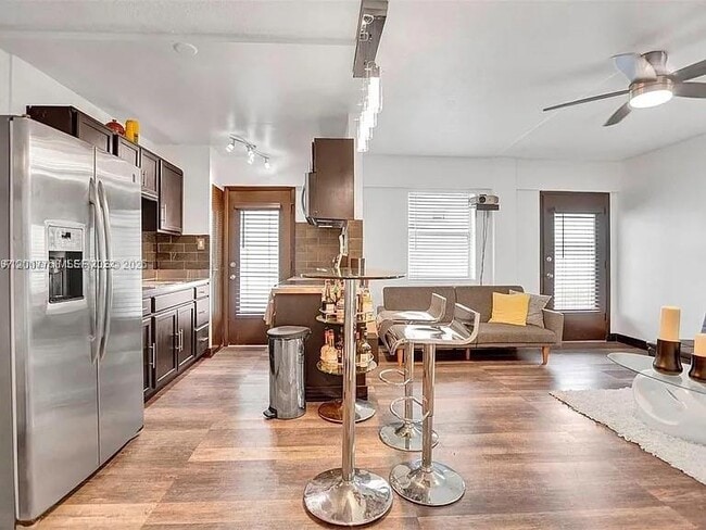 Photo - 1545 Euclid Ave Unit 3H