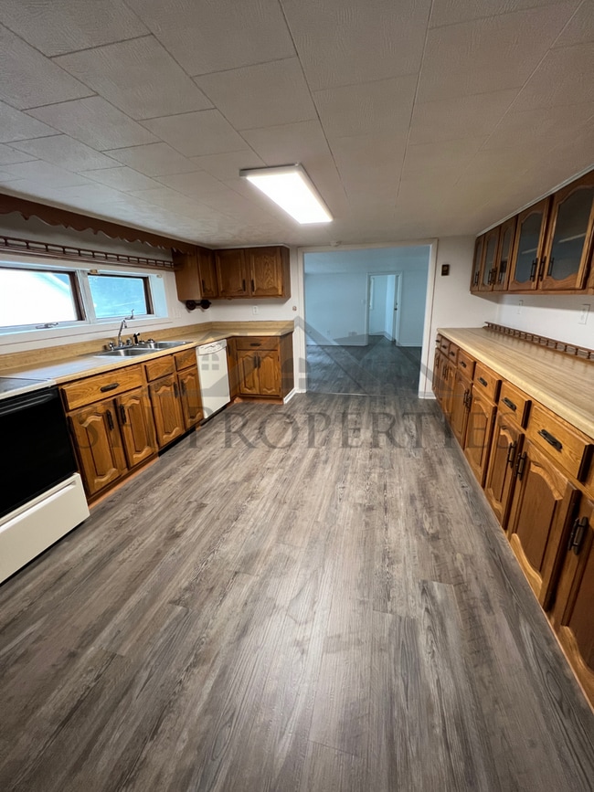 Photo - Lee6-8 Unit Lee8