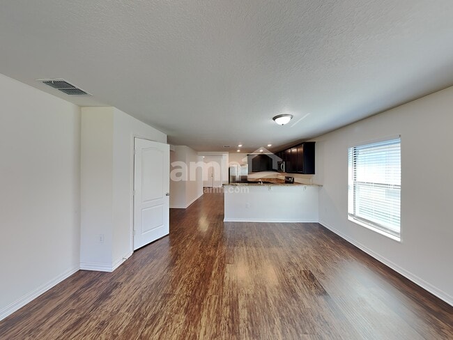 Photo - 1120 Brenton Leaf Dr
