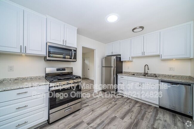 Building Photo - 1090 Gardena Rd Unit Apt A