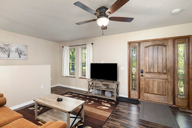 Photo - 18054 State Hwy 39