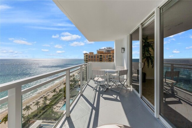 Photo - 2030 S Ocean Dr Unidad 1820