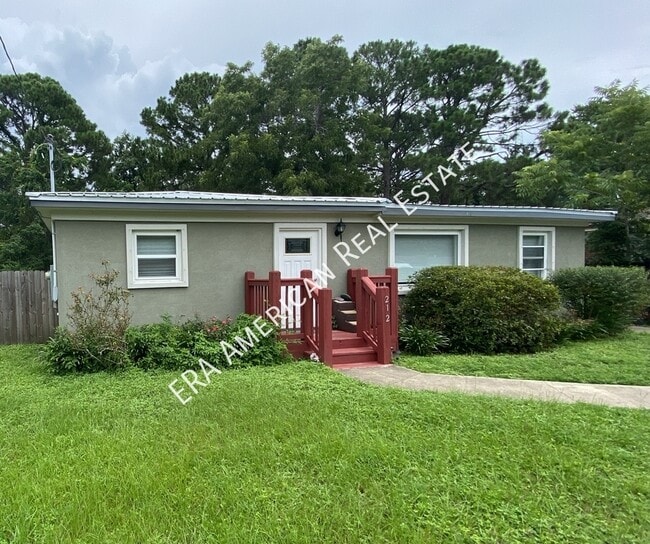 Photo - 212 Ajax Dr NW Casa