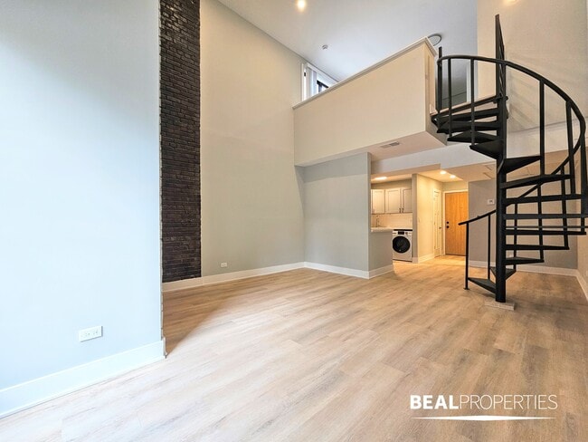 Photo - 1220 N LaSalle