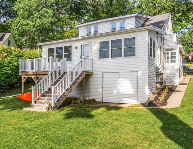 6 Davis Way