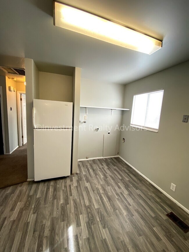 529 N Dexter St Apartment For Rent in Salt Lake City, UT