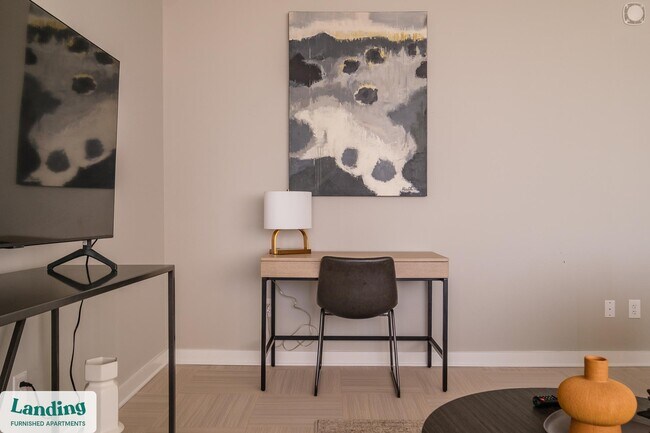 Photo - 600 19th St N Unidad 604.1407325