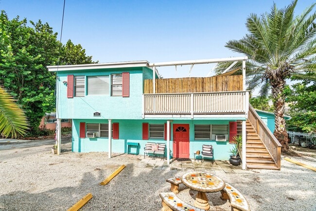 Photo - 205 Coral Rd Unit 1