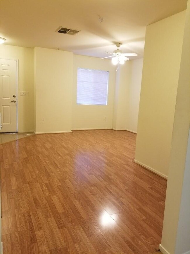 Photo - 600 Hosking Ave Unit 14C