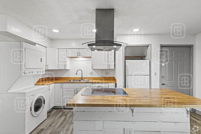 Building Photo - 1511 W Mission Ave Rental