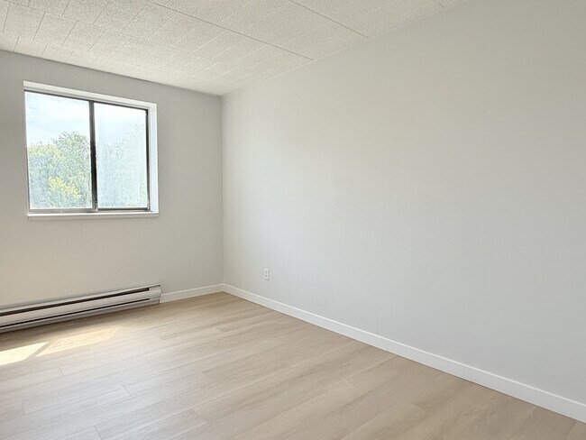 Photo - 3503 Sandwich St. Unit 303