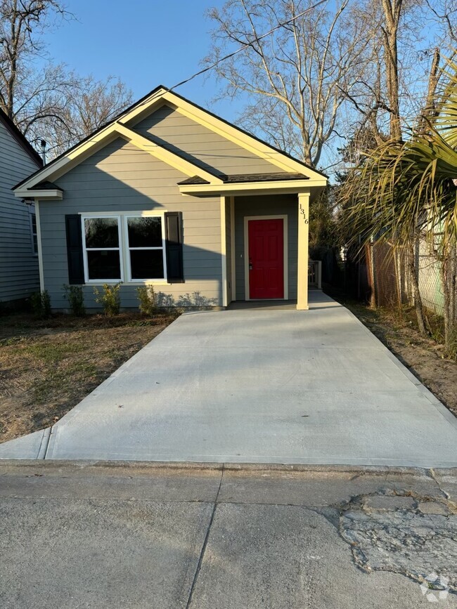 Building Photo - 1316 Comer St Rental