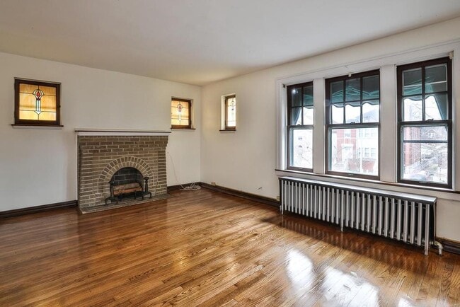Living Room - 3933 Fillmore St Unit A - 2nd Floor