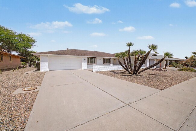 Photo - 12714 W Crystal Lake Dr