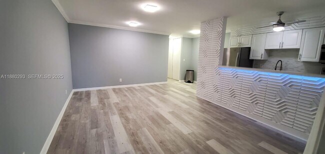 Photo - 2621 Grant St Unidad 10A