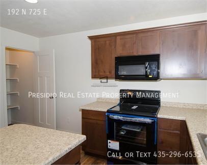Photo - 192 N 725 E