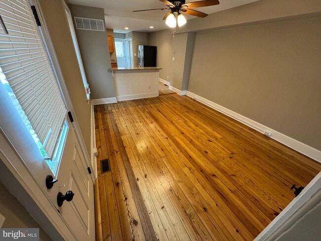 Photo - 26 N Congress St