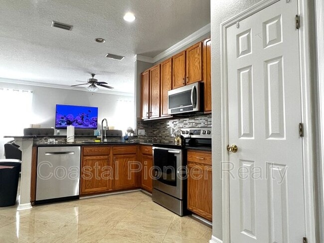Photo - 8848 Cameron Crest Dr