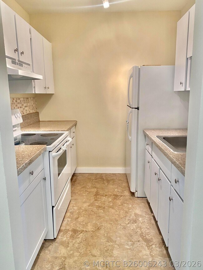 2303 S Federal Hwy Unit 1