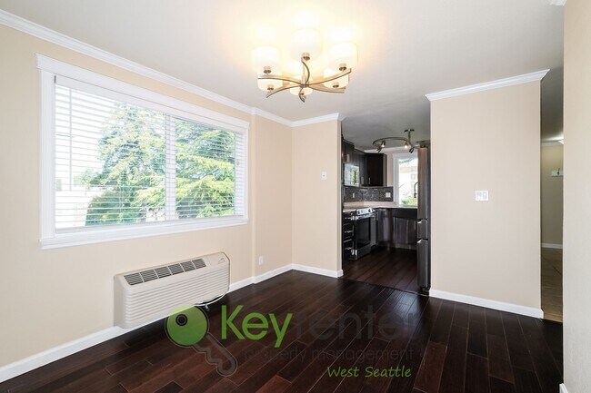 Photo - Comfort and Style in the Heart of Seattle Unit B-8