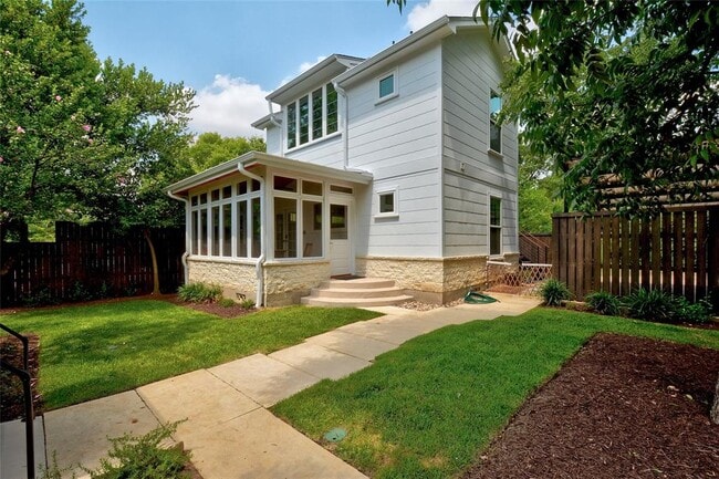 Photo - 4518 Red River St
