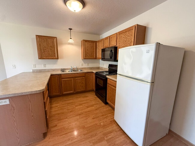 Photo - 13595 42nd Ave