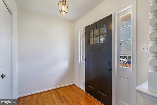 Photo - 7481 Jayhawk St