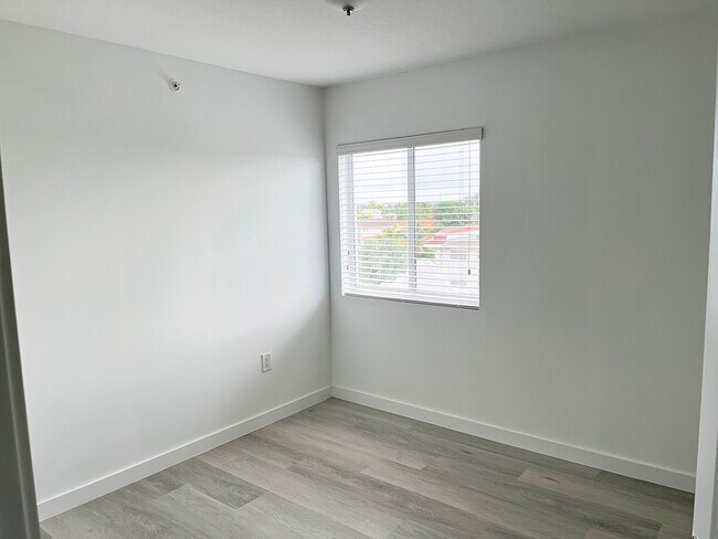 Photo - Opal Gardens