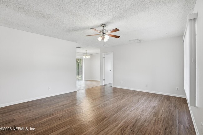 Photo - 8362 Kipling Ct