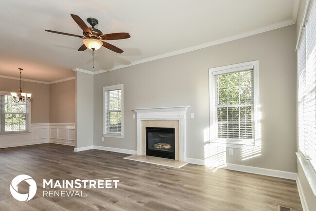 Photo - 1321 Davenport Ct