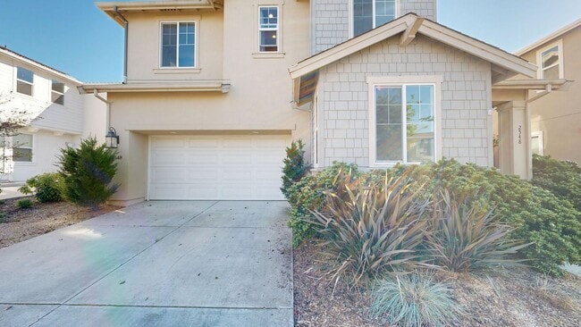 Photo - Bright & Beautiful 4 Bedroom 3 Full Bathroom Home!