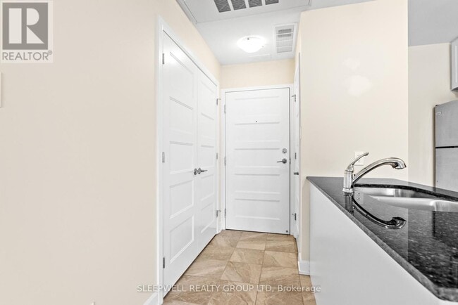 Photo - 377 Solstice Cres Unit 204