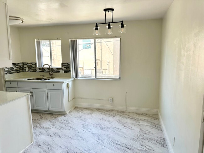 Photo - 6123 Eleanor Ave Unit 104