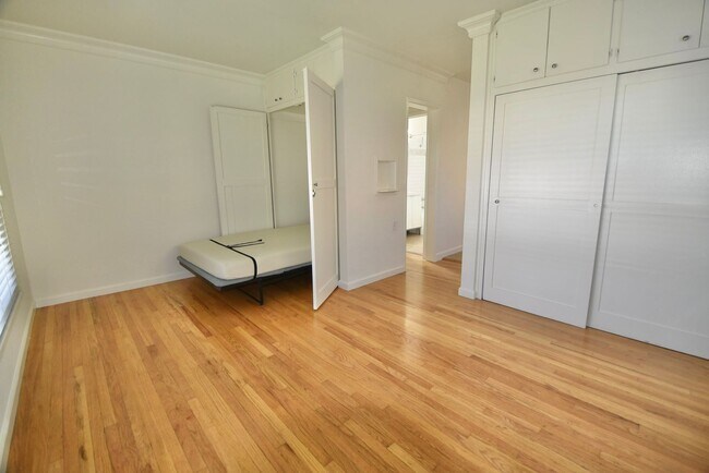 Photo - 605-609 North Hollywood Way Unit 605-A