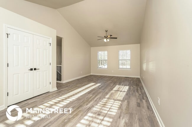 Photo - 2702 Camillia Cove