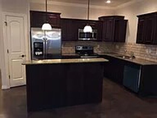 Photo - Cozy home in the coveted Sunbridge Villas ...