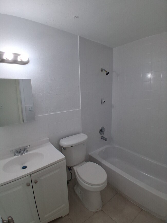Photo - 401 SW 13th Pl