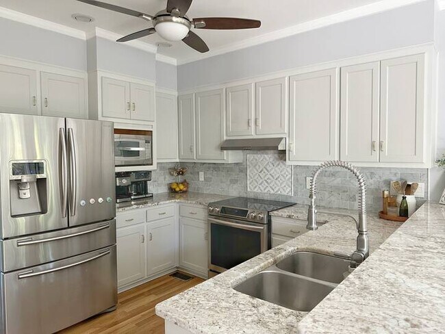 Photo - 4462 Cape Cod Dr