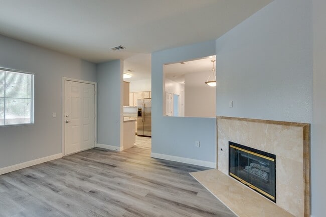 Photo - Spanish Palms a Guard Gated Community